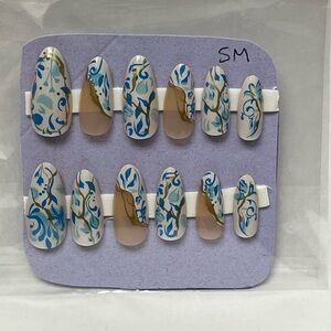 Blue and Tan Floral Press-On Nails Small